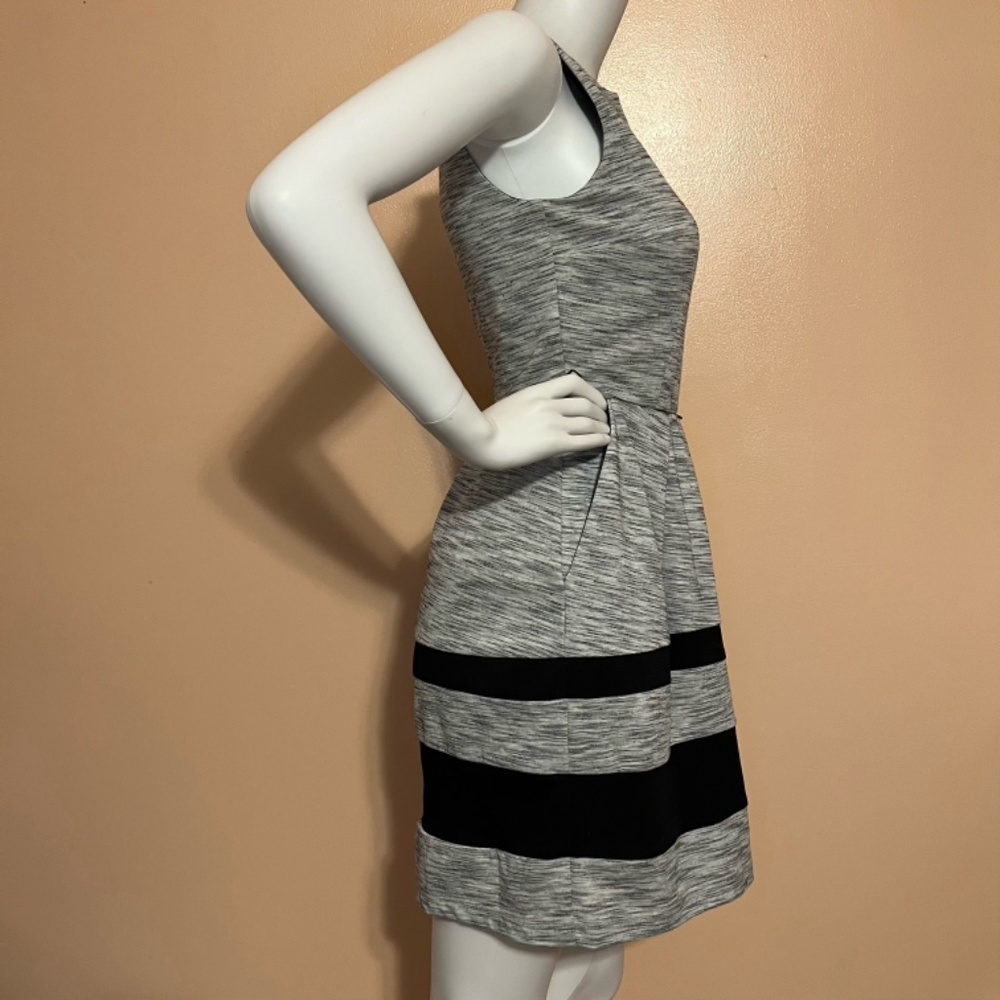 Dress with Pockets - Picture 10 of 16